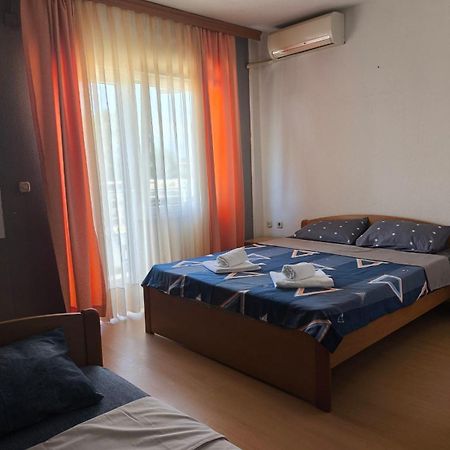 Hotel Ariston สตรูกา ภายนอก รูปภาพ