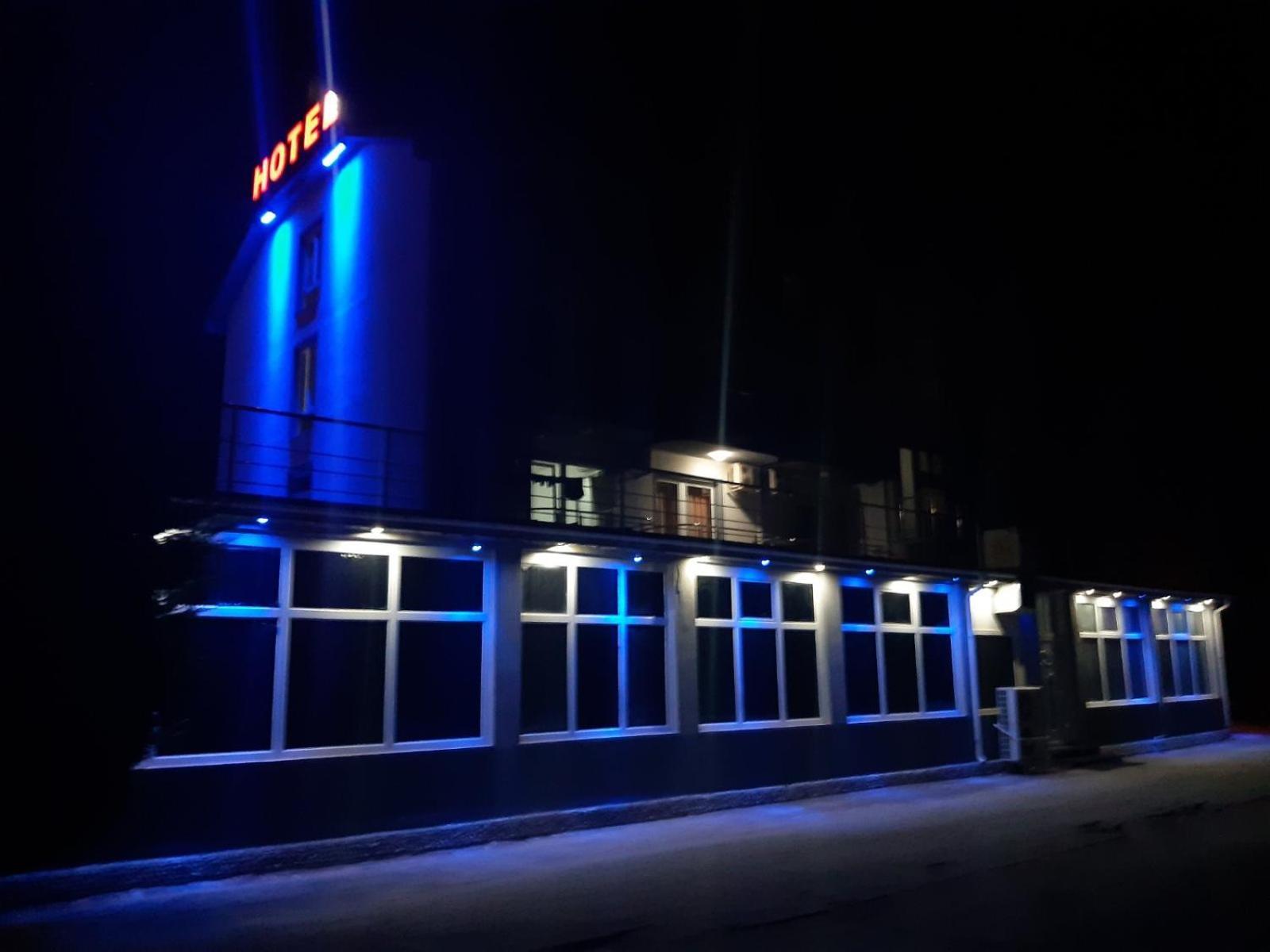 Hotel Ariston สตรูกา ภายนอก รูปภาพ