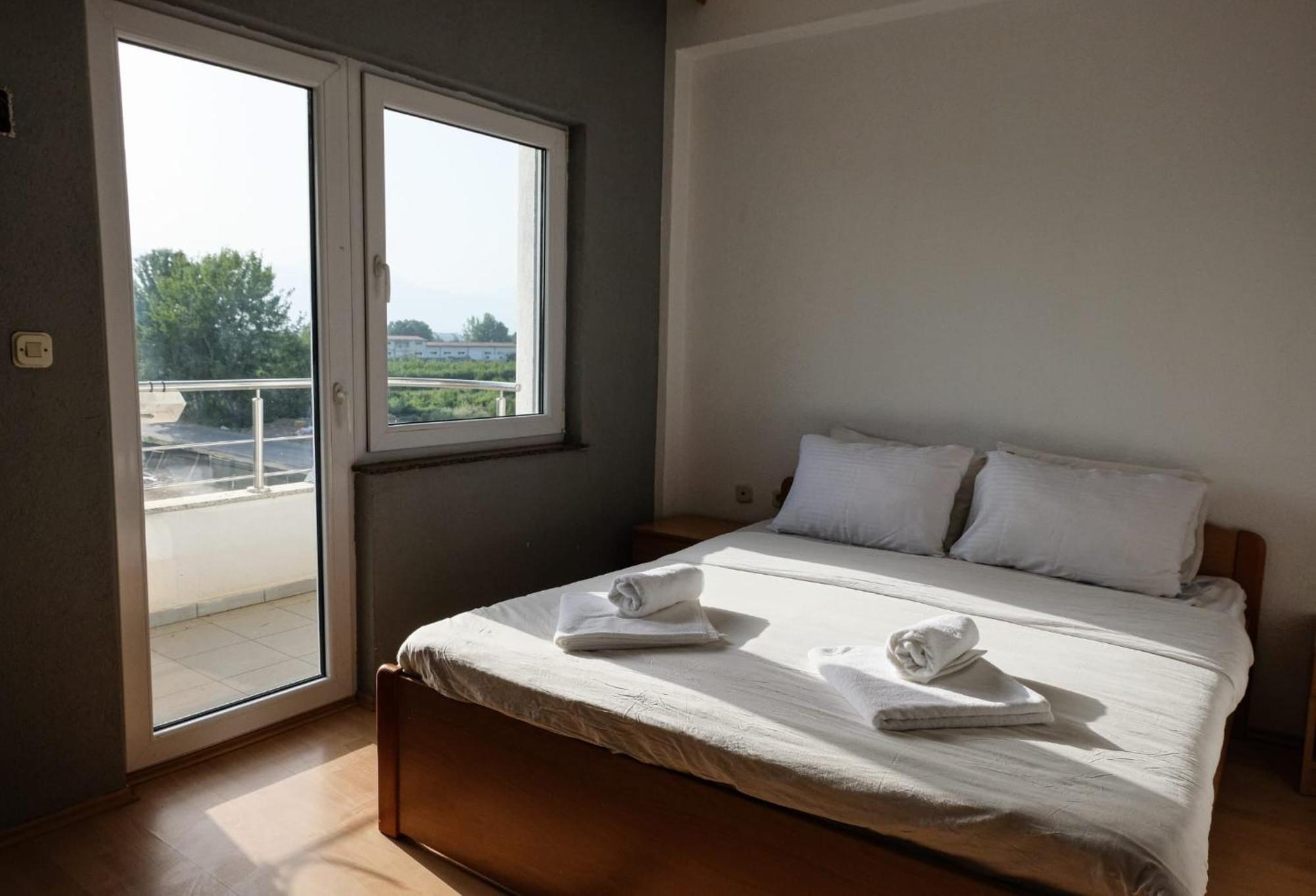Hotel Ariston สตรูกา ภายนอก รูปภาพ